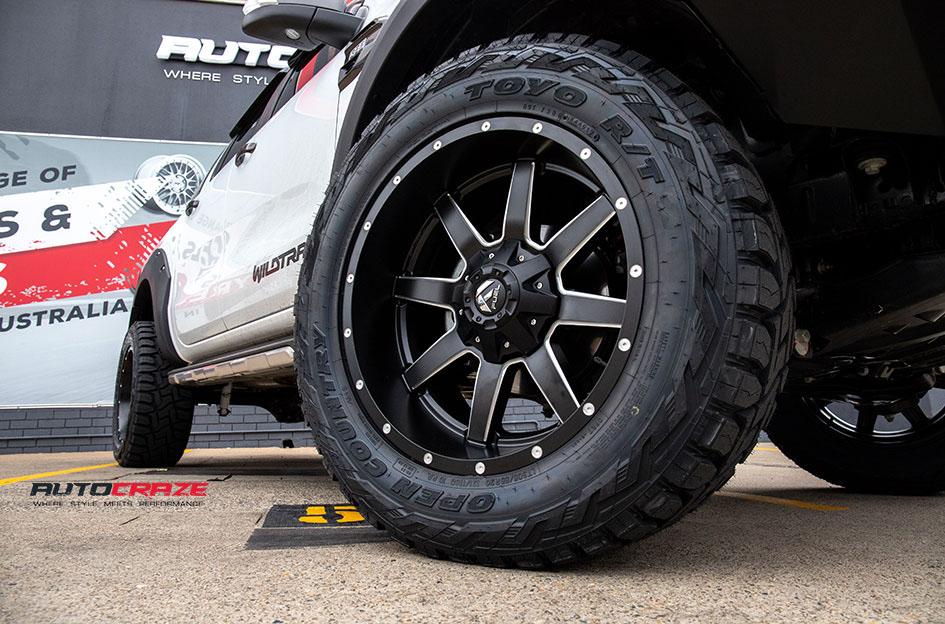 FORD RANGER MAVERICK GLOSS BLACK MILLED ACCENTS